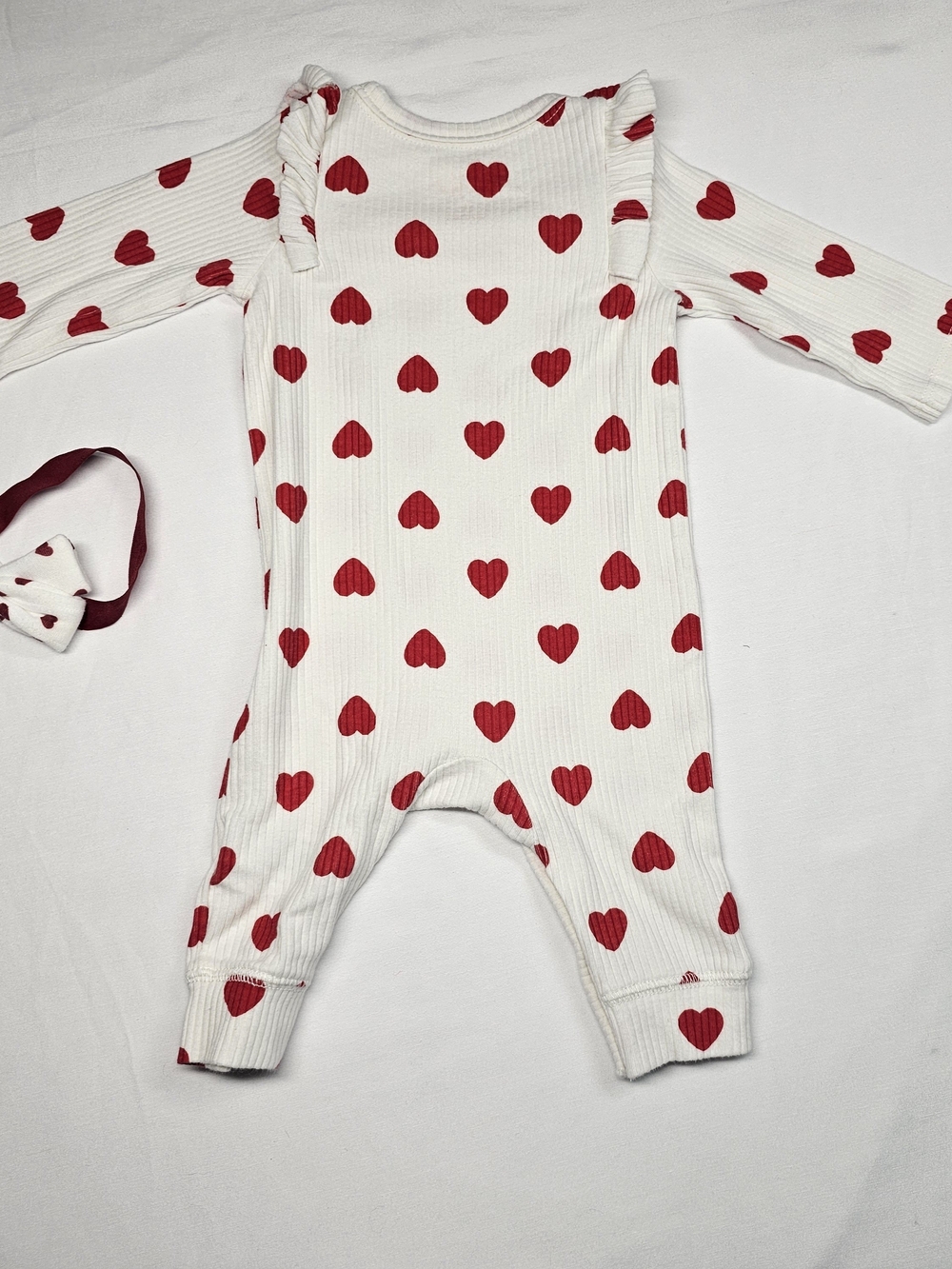 Cat & Jack White Ribbed One-Piece with Red Heart Print